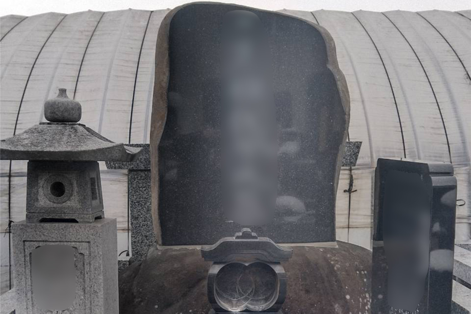 コンパクト墓石（デザイン墓石）